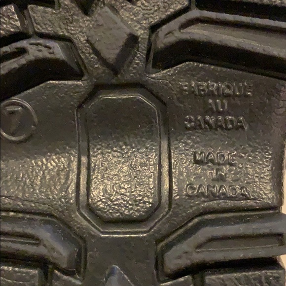 Toddler Winter Boots - Size 7 - Picture 6 of 8